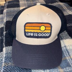 NWT Life is Good Trucker Hat